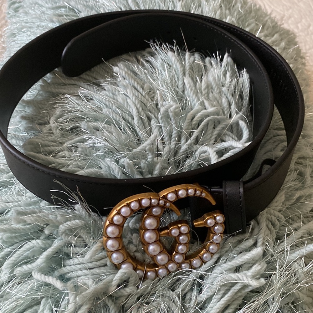 Gucci Black Belt with Gold and Pearl GG Buckle